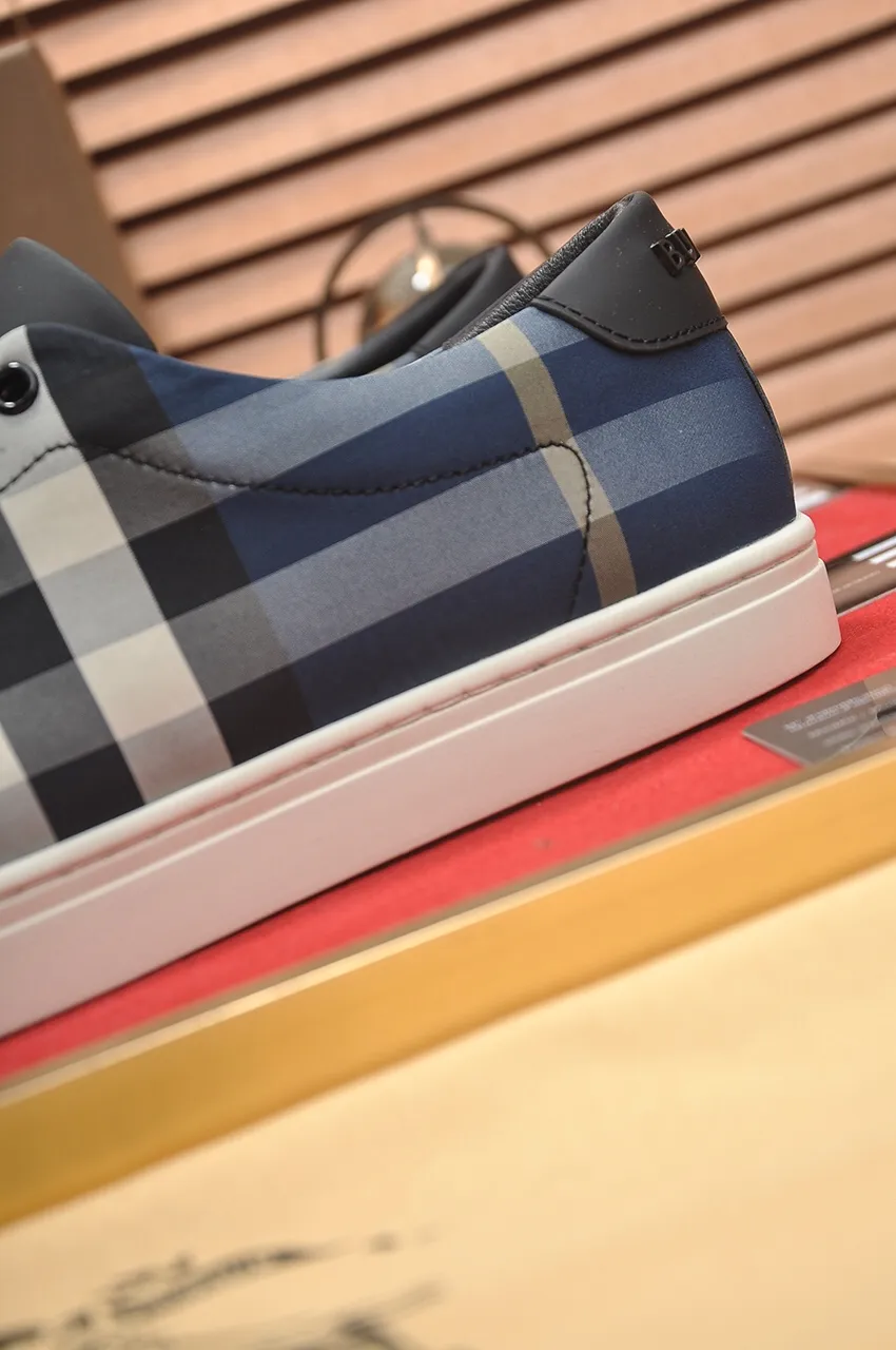 Men's shoes💰480💶[Burberry] (cowhide lining) classic low-top sneakers｜Imported cowhide with classic plaid fabric｜Cow leather lining｜Original outsole｜Fine workmanship and comfortable to wear Size: 38-44 (customized at 45)
